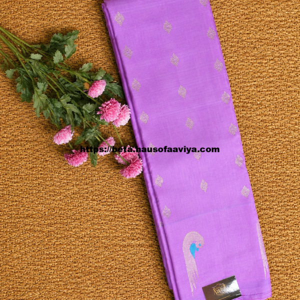 Pure Handloom Gadwal Silk Saree with Muniya Border