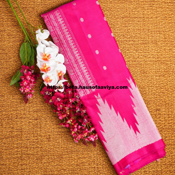 Pure Handloom Gadwal Silk Saree with Temple Border
