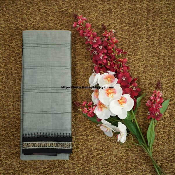 Narayanpet Handloom Cotton Saree with Traditional Border
