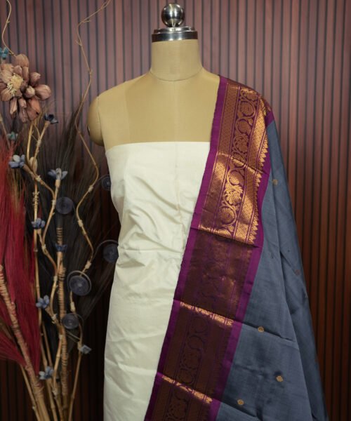 Alternative view of Pure Silk Gadwal Handloom Dupatta