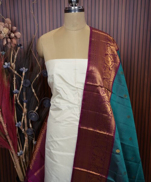 Alternative view of Pure Silk Gadwal Handloom Dupatta