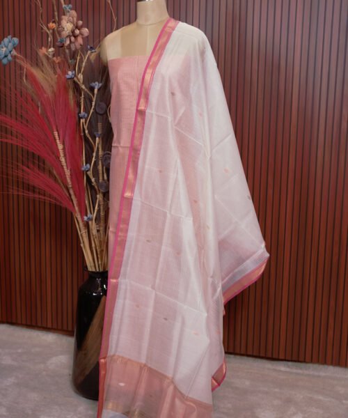 Alternative view of Handloom Maheshwari Silk Cotton Suit Set