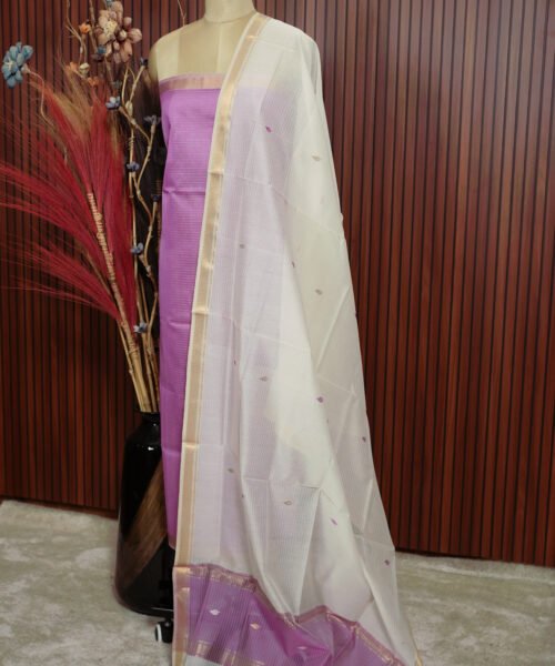 Alternative view of Handloom Maheshwari Silk Cotton Suit Set