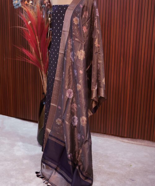 Alternative view of Banaras Designer Suit Set