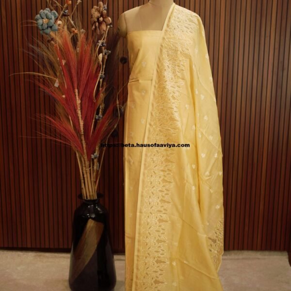 Mul Cotton Applique Cut Work Suit Set