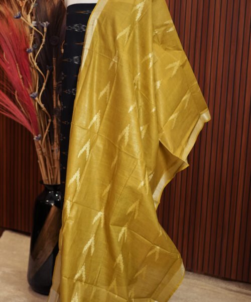 Alternative view of Ikat Cotton Suits