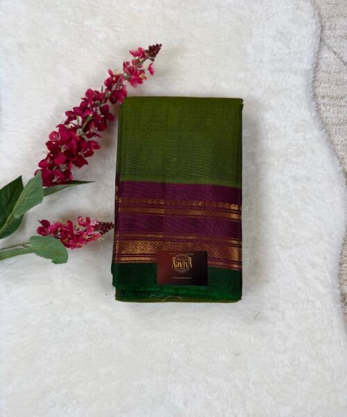 Gadwal Pure Silk Cotton (SICO) Handloom Saree with Contrast Pallu