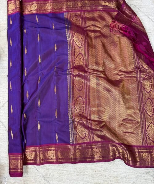 Gadwal Pure Silk Cotton (SICO) Handloom Saree with Contrast Pallu & Blouse