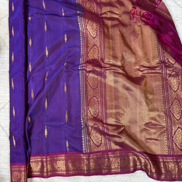 Gadwal Pure Silk Cotton (SICO) Handloom Saree with Contrast Pallu & Blouse